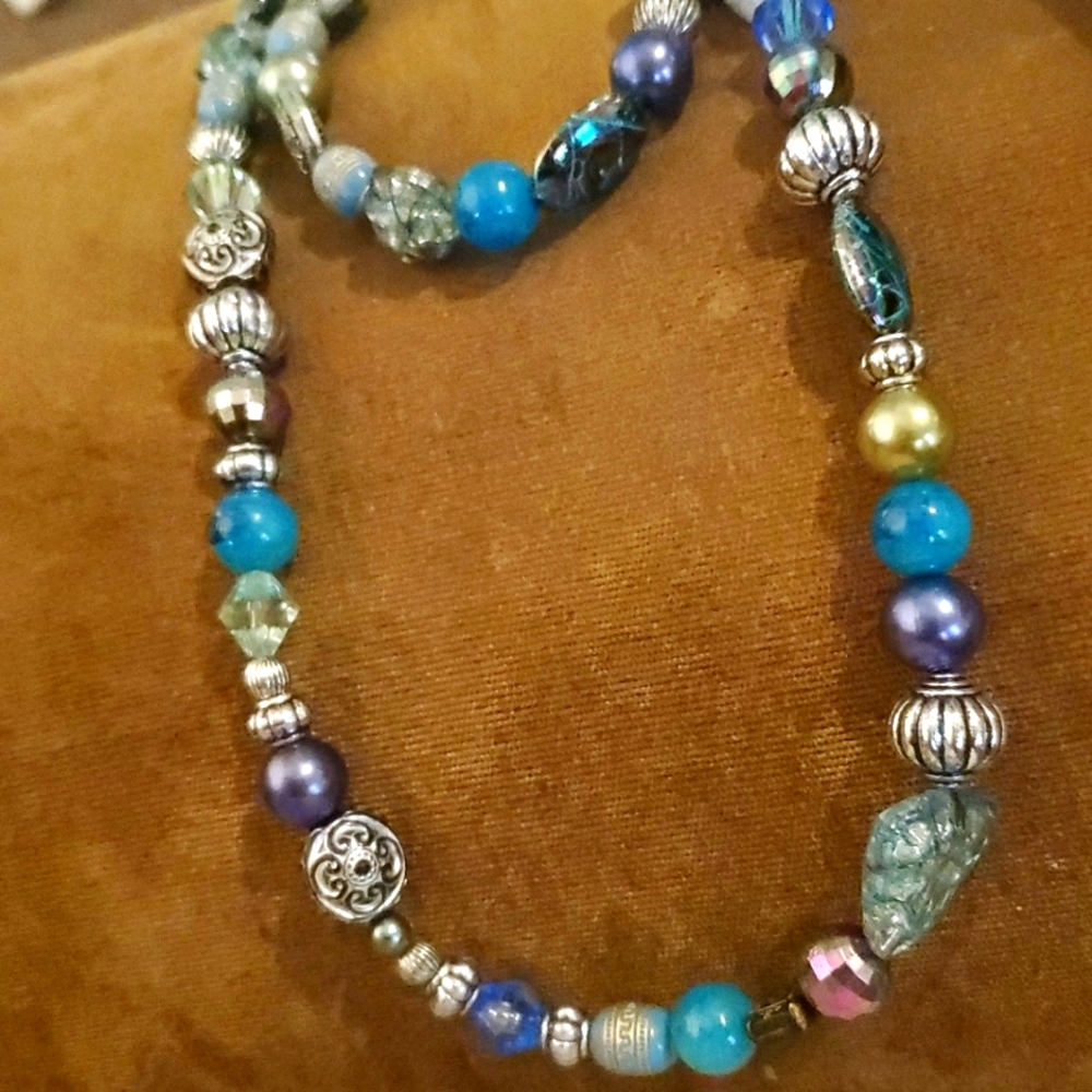 Necklace and bracelets